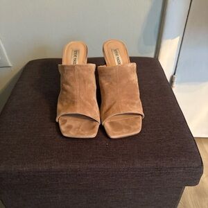 Steve Madden Tan Suede Mules